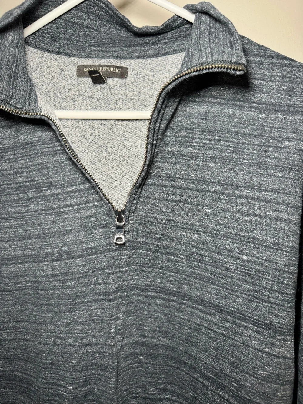 Banana Republic Men's Gray Heathered Quarter-Zip Sweater